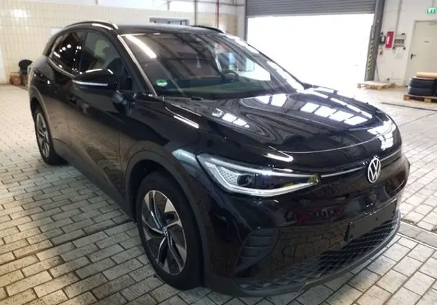 Angebotsdetails Volkswagen ID.4 Pure 55 kWh KLIMA NAVI ALU Schwarz (Grenadillschwarz Metallic)