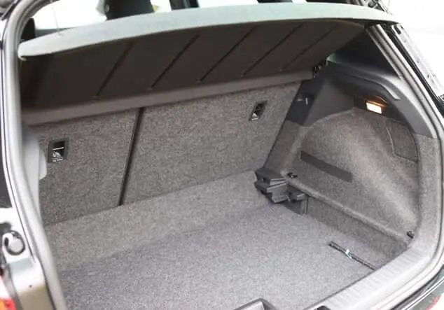 Angebotsdetails Seat Arona Facelift FR 1.5TSI *AHK*18 Zoll* Mitternachtsschwarz
