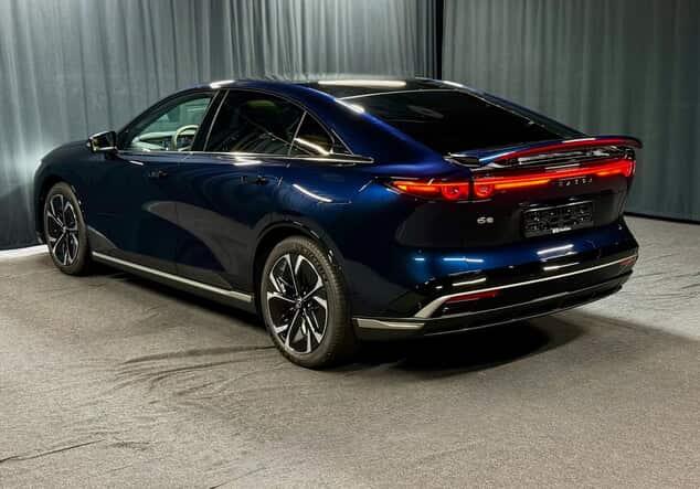 Angebotsdetails Mazda 6E 6e 258PS TAKUMI PLUS*SONY*PANO Deep Crystal Blue