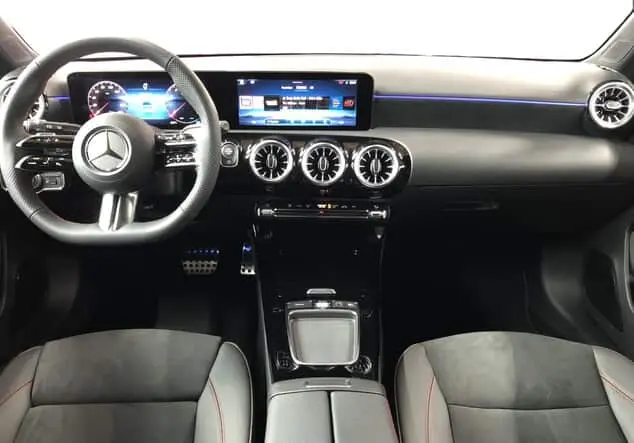 Angebotsdetails Mercedes-Benz A 180 ++sofort verfügbar++ Graulack mountaingrau