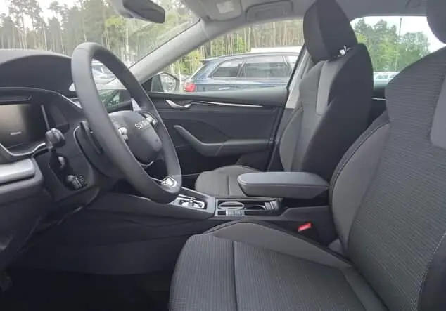Angebotsdetails Skoda Octavia Combi Business Skoda 1.5 TSI mHEV 110 kW (150 PS) 7-Gang-DSG Graphit-Grau Metallic/Grau