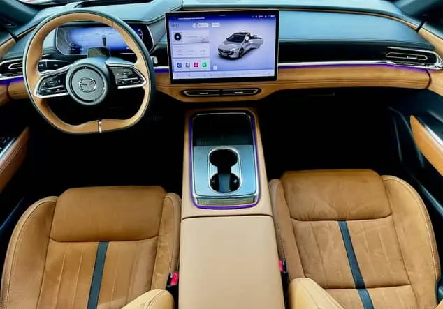 Angebotsdetails Mazda 6E 6e 258PS TAKUMI PLUS*SONY*PANO SOUL RED CRYSTAL M