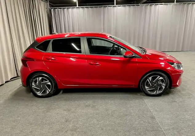 Angebotsdetails Hyundai i20 i20 *PDC*KLIMA*SITZ+LENKRADHEIZ*AUTOMATIK* ROT