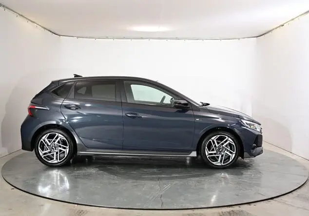 Angebotsdetails Hyundai i20 Hyundai i20 N-Line Style 1.0 T-GDI 74 kW (100 PS) 7-Gang-DSG Aurora Gray Pearl