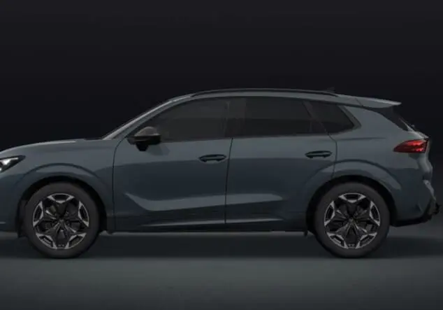 Angebotsdetails Cupra Terramar CUPRA Terramar VZ 2.0 TSI 195 kW (265 PS) 7-Gang 4Drive Fiord Blau