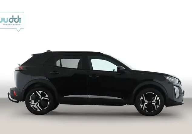 Angebotsdetails Peugeot 2008 GT PureTech 130 EAT8 Anhängerkupplung Schiebedach Schwarz