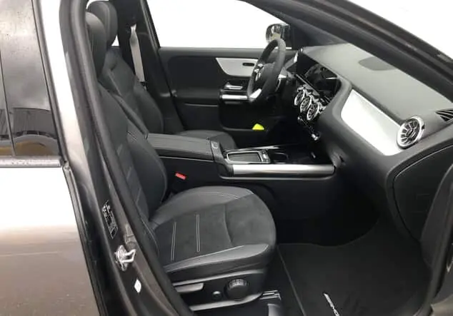 Angebotsdetails Mercedes-Benz GLA 200 ++sofort verfügbar++ Metalliclack mountaingrau