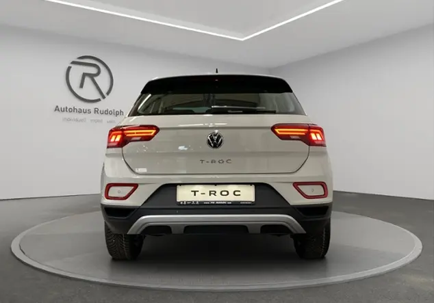 Angebotsdetails Volkswagen T-Roc 1.0 TSI Life 85 kW (116 PS) 6-Gang Grau (Ascotgrau)