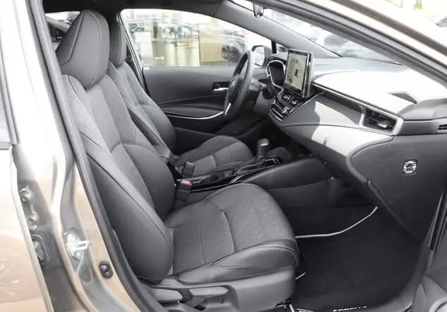 Angebotsdetails Mazda CX-80 3.3D 8AT Exclusive-line 7-Sitzer Jet Black (Schwarz)
