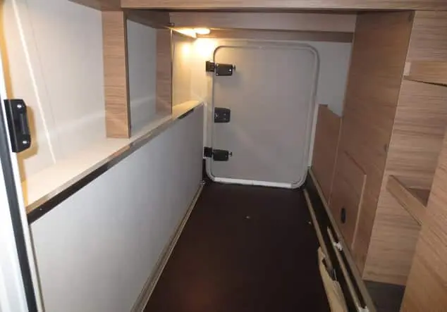 Angebotsdetails KNAUS TI MAN VANSATION 640 MEG Campovolo Grau / Indium Grau
