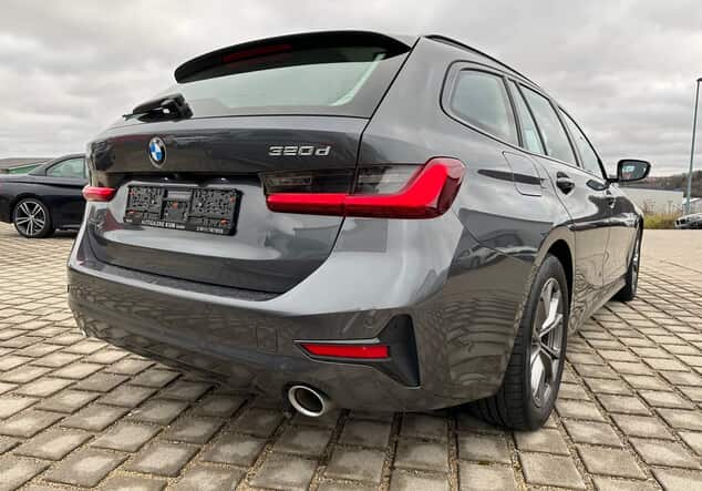 Angebotsdetails BMW 3er 320 d xDrive Sport Line 360° AppleCar, LED, Mineralgrau Metallick