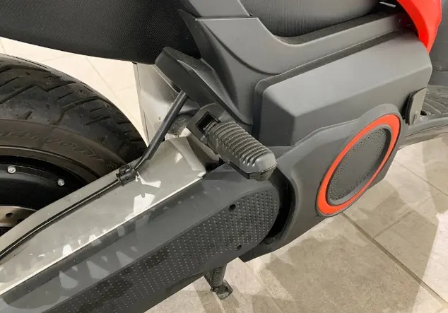 Angebotsdetails Seat Mo Mo 95 km/h Rot