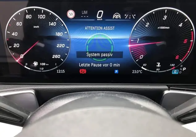Angebotsdetails Mercedes-Benz GLB 220 d 4MATIC ++sofort verfügbar++ Graulack mountaingrau