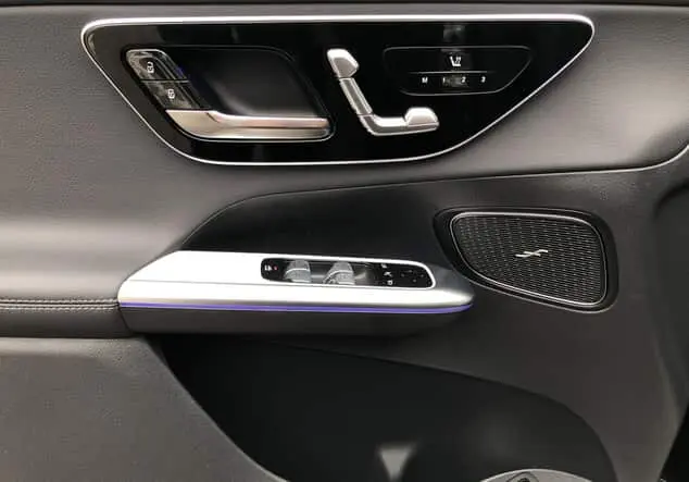 Angebotsdetails Mercedes-Benz GLC 200 4MATIC Graulack graphitgrau