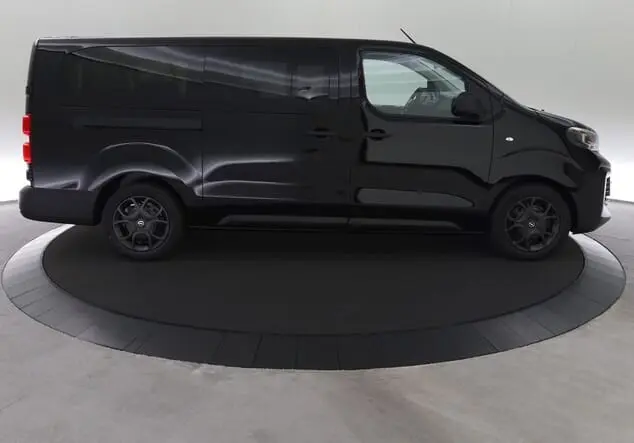 Angebotsdetails Opel Vivaro Opel Vivaro Kombi 9-Sitzer Lang 2.0 BlueHDi 180 130 kW (177 PS) 8-Gang Automatikgetriebe Karbon Schwarz (Metallic)
