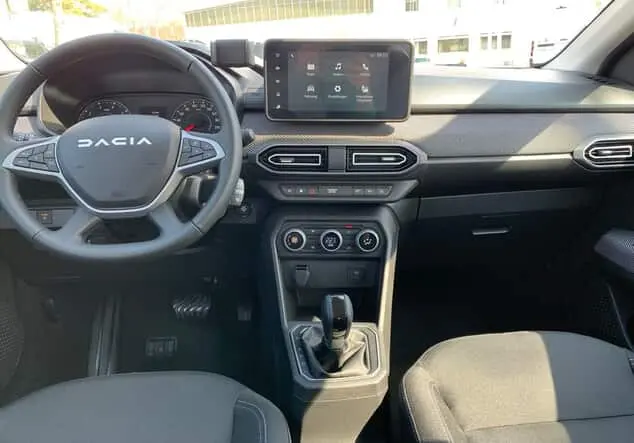 Angebotsdetails Dacia Sandero Journey TCe 90 Automatik Grau