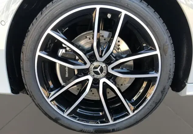 Angebotsdetails Mercedes-Benz A 250 e Manufaktur lack manufaktur alpingrau uni