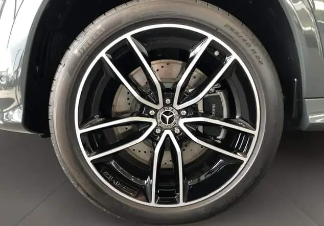 Angebotsdetails Mercedes-Benz GLE 450 4MATIC ++verfügbar ab 27.09.2025++ Grau manufaktur lack manufaktur siliziumgrau uni