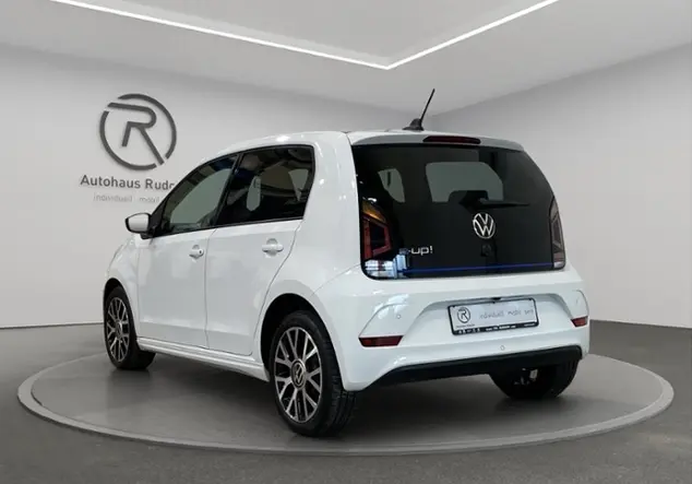 Angebotsdetails Volkswagen e-up! move up! 61 kW WeiÃ (Pure White/Deep Black Perleffekt)