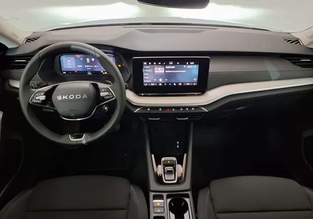 Angebotsdetails Skoda Octavia Combi Skoda Octavia Combi Essence 1.5 TSI 85 kW (116 PS) 7-Gang-DSG Black Magic Perleffekt