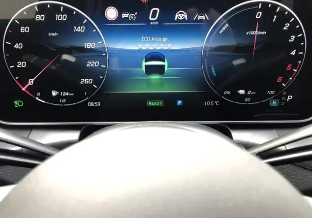 Angebotsdetails Mercedes-Benz GLC 300 de 4MATIC mit EQ Hybrid ++sofort verfügbar++ Metalliclack obsidianschwarz