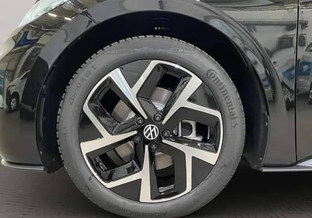 Angebotsdetails Volkswagen ID.3 Pro 150 kW (204 PS) 59 kWh 1-Gang-Automatik Grenadillschwarz Metallic