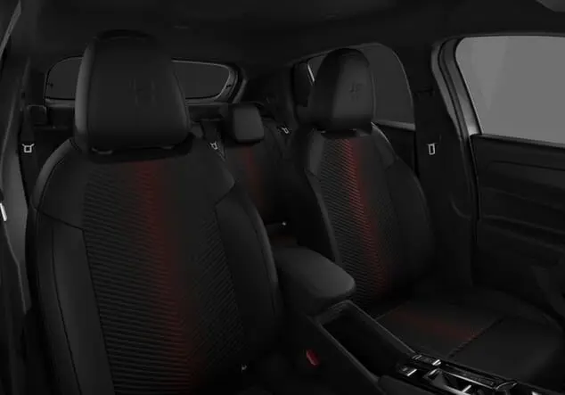 Angebotsdetails Alfa Romeo Junior Alfa Romeo Junior Ibrida Speciale 1.2 MHEV 6-Gang-eDCT Grigio Arese Metallic