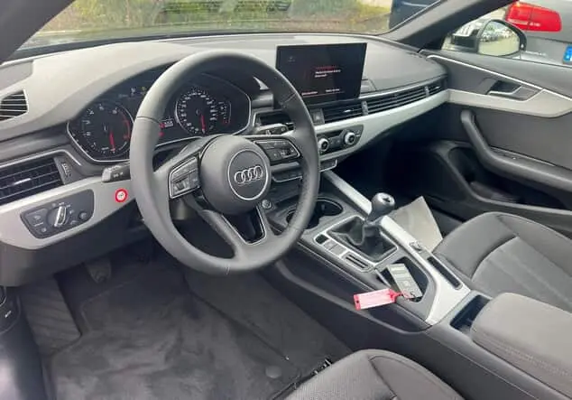 Angebotsdetails Audi A4 35 TFSI - - Weiß