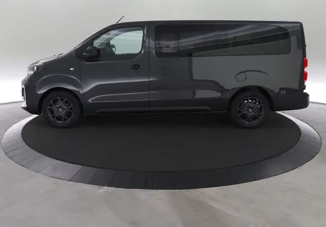 Angebotsdetails Opel Vivaro Opel Vivaro Kombi 9-Sitzer Lang 2.0 BlueHDi 180 130 kW (177 PS) 8-Gang Automatikgetriebe Merkur-Grau (Metallic)