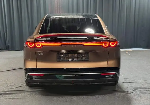 Angebotsdetails Mazda 6E 6e 258PS TAKUMI*LEDER-S*PANO MELTING COPPER M