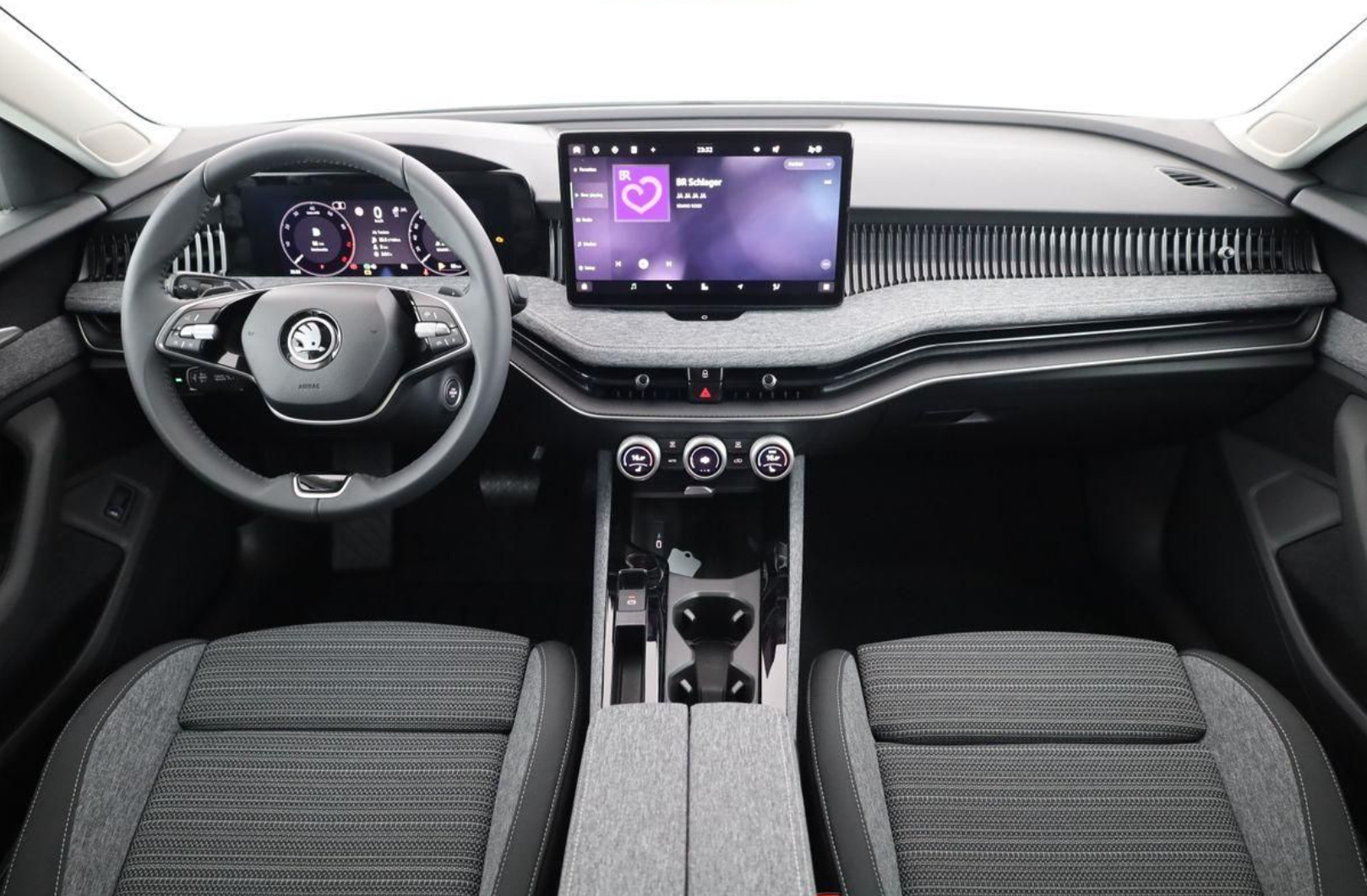 Angebotsdetails Skoda Superb 1.5 TSI Selection Weiß
